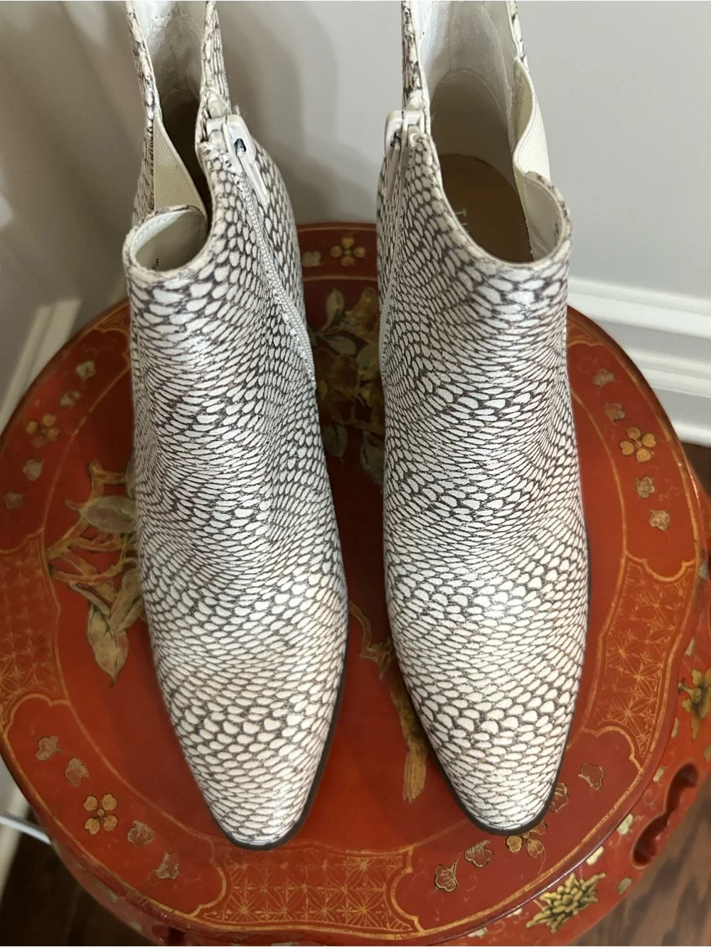 The Limited White Textured Kiki Chelsea Ankle Boots